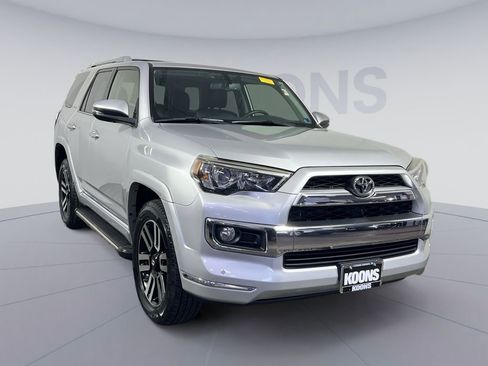 Used 2014 Toyota 4Runner Limited image 10