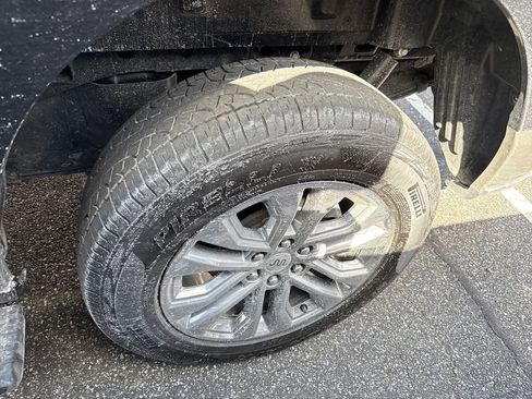 Used 2025 Ford F150 King Ranch w/ FX4 Off-Road Package image 14