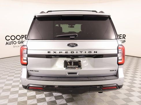 Used 2022 Ford Expedition Max Limited image 24