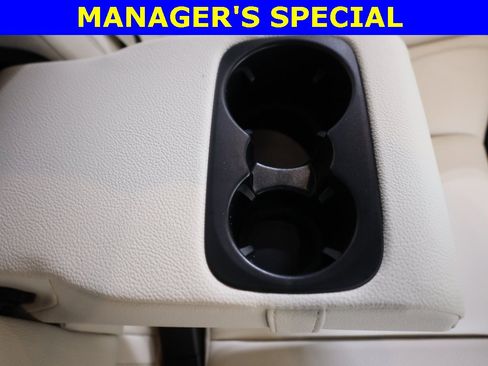 Used 2025 Mercedes-Benz GLE 350 4MATIC image 46