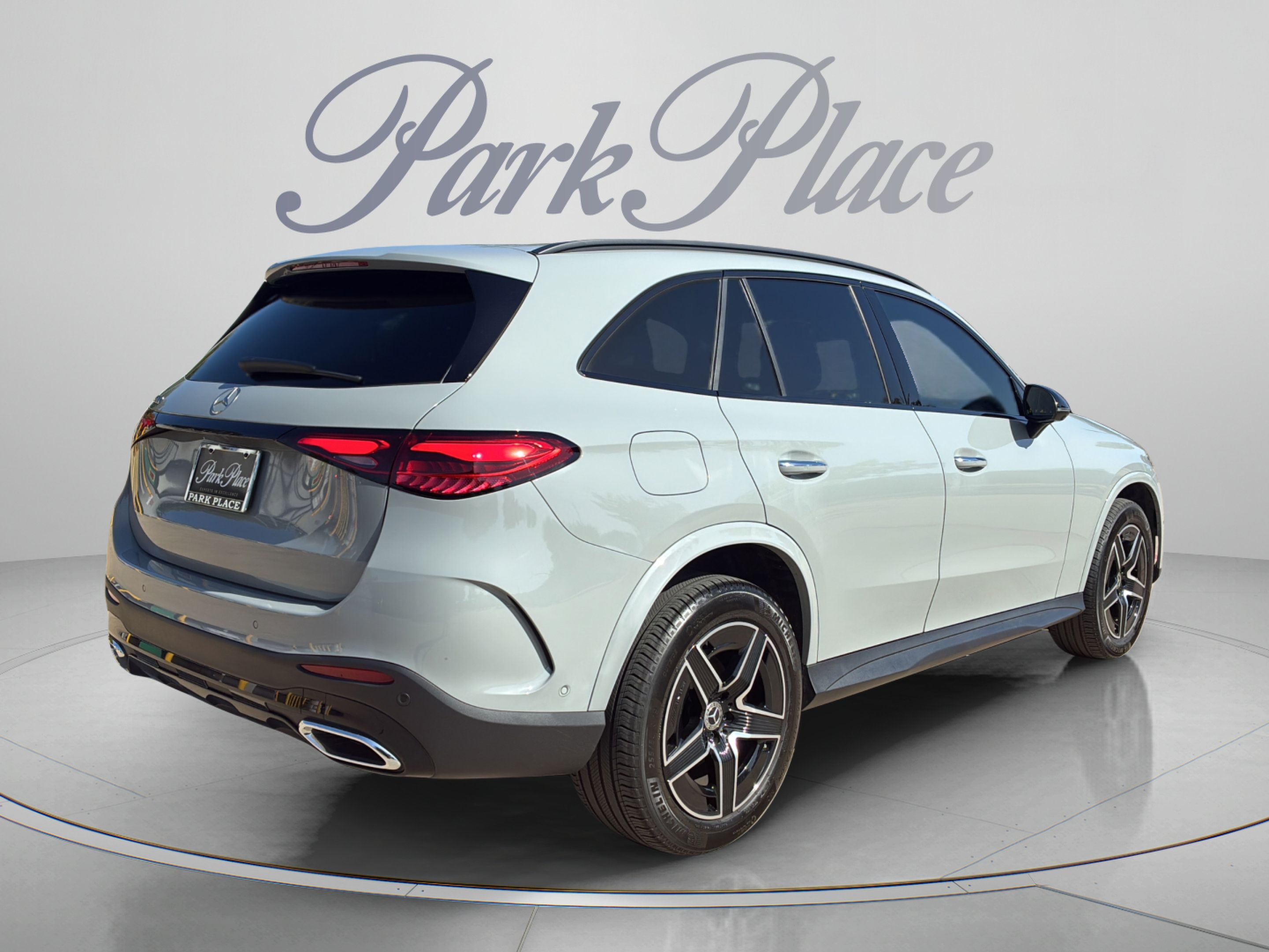 Used 2026 Mercedes-Benz GLC 300 image 26