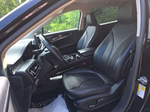 Used 2021 Lincoln Nautilus AWD image 11