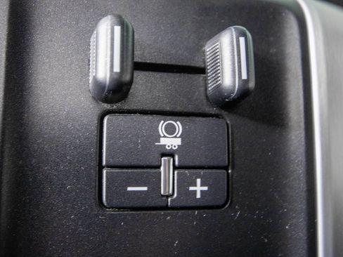 Used 2017 GMC Sierra 1500 SLT image 24