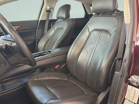 Used 2013 Lincoln MKZ FWD image 28