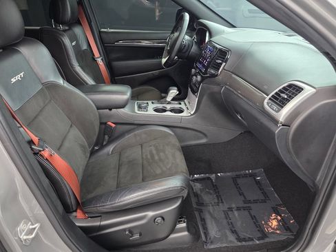 Used 2021 Jeep Grand Cherokee SRT AWD/4WD image 28