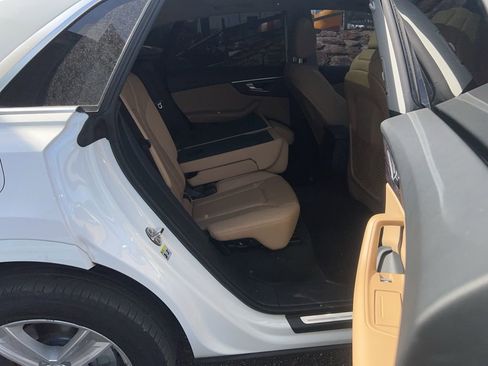 Used 2019 Audi Q8 Premium w/ Convenience Package AWD/4WD image 16