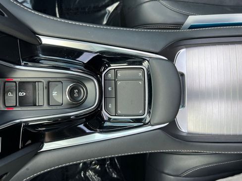 Used 2021 Acura RDX FWD w/ Technology Package image 43