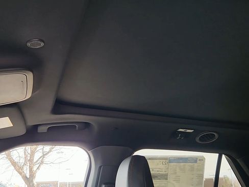 New 2026 Ford Explorer ST-Line w/ ST-Line Street Pack AWD/4WD image 25