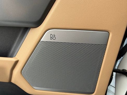 Used 2022 Ford F150 Lariat w/ Equipment Group 502A High AWD/4WD image 22