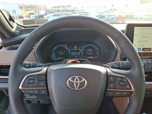 New 2026 Toyota Grand Highlander AWD Hybrid image 17
