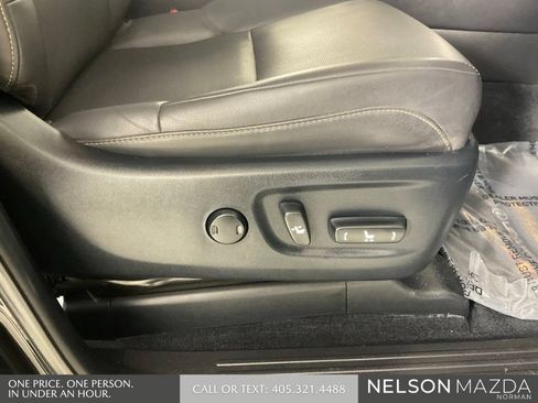 Used 2016 Lexus GX 460 w/ Navigation Package AWD/4WD image 31