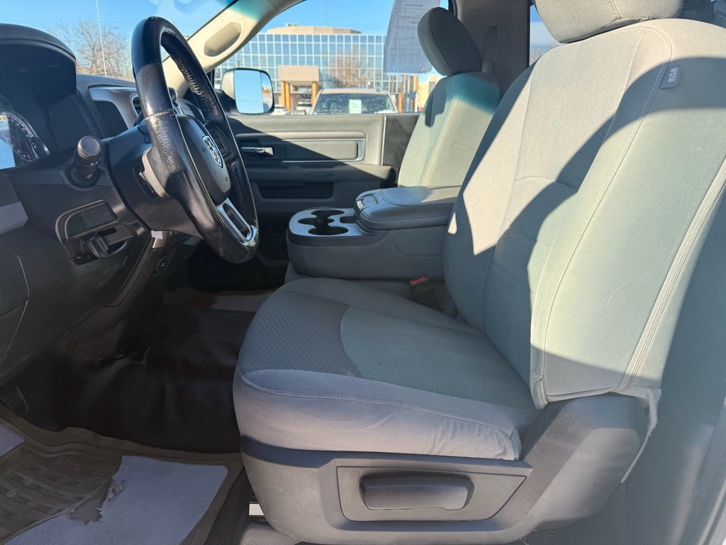Used 2015 RAM 2500 SLT w/ Luxury Group RWD image 10