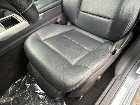 Used 2014 Mercedes-Benz E 350 Sedan image 19