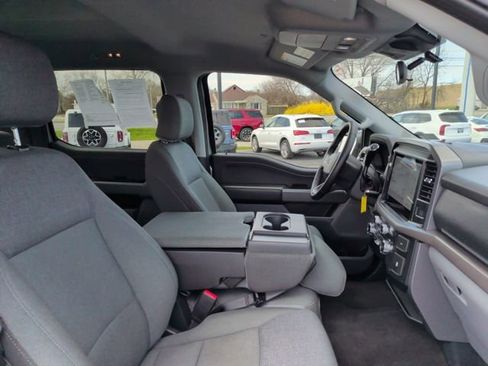 Used 2025 Ford F150 XLT w/ Equipment Group 301A Standard image 16