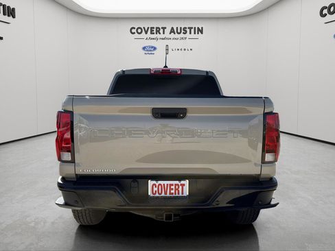 Used 2024 Chevrolet Colorado Trail Boss w/ Technology Package image 4