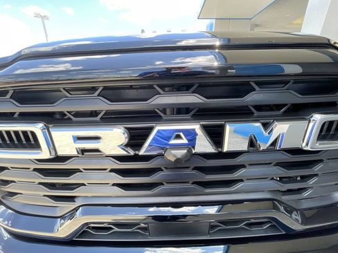 Used 2025 RAM 3500 Big Horn AWD/4WD image 31