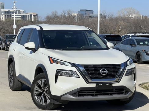 Certified 2023 Nissan Rogue SV image 2