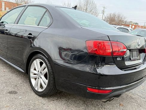 Used 2013 Volkswagen Jetta GLI image 7