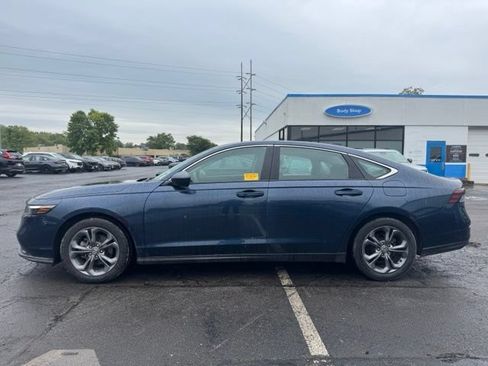 Used 2024 Honda Accord EX image 5
