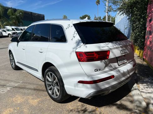 Used 2018 Audi Q7 3.0T Premium Plus w/ Premium Plus Package AWD/4WD image 6