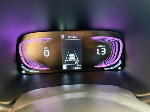 Used 2025 Kia Soul LX w/ LX Technology Package image 35