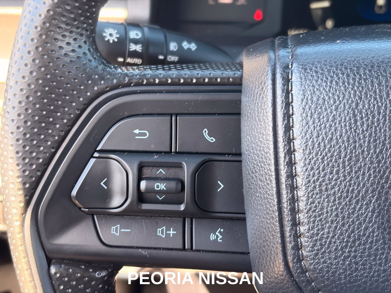Used 2024 Toyota Tacoma SR5 AWD/4WD image 29