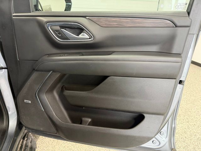 Used 2022 Chevrolet Tahoe LT AWD/4WD image 19