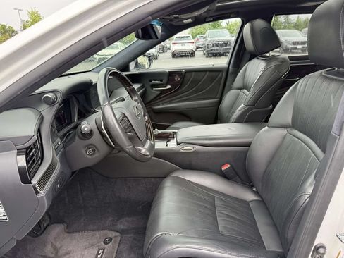 Used 2018 Lexus LS 500 AWD w/ Luxury Package image 13