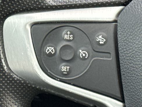 Used 2023 GMC Terrain SLE w/ Driver Convenience Package FWD image 19