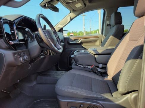 Used 2023 Chevrolet Silverado 1500 LT w/ Protection Package AWD/4WD image 8