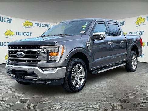 Used 2023 Ford F150 Lariat w/ Max Trailer Tow Package image 3