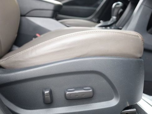 Used 2017 Hyundai Santa Fe FWD w/ SE Ultimate Tech Package 03 image 30