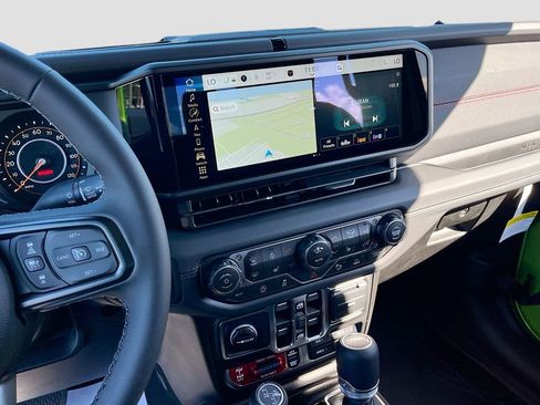 New 2026 Jeep Gladiator Rubicon AWD/4WD image 15