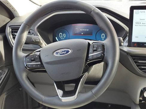 Used 2023 Ford Escape Active w/ Tech Pack #2 image 30