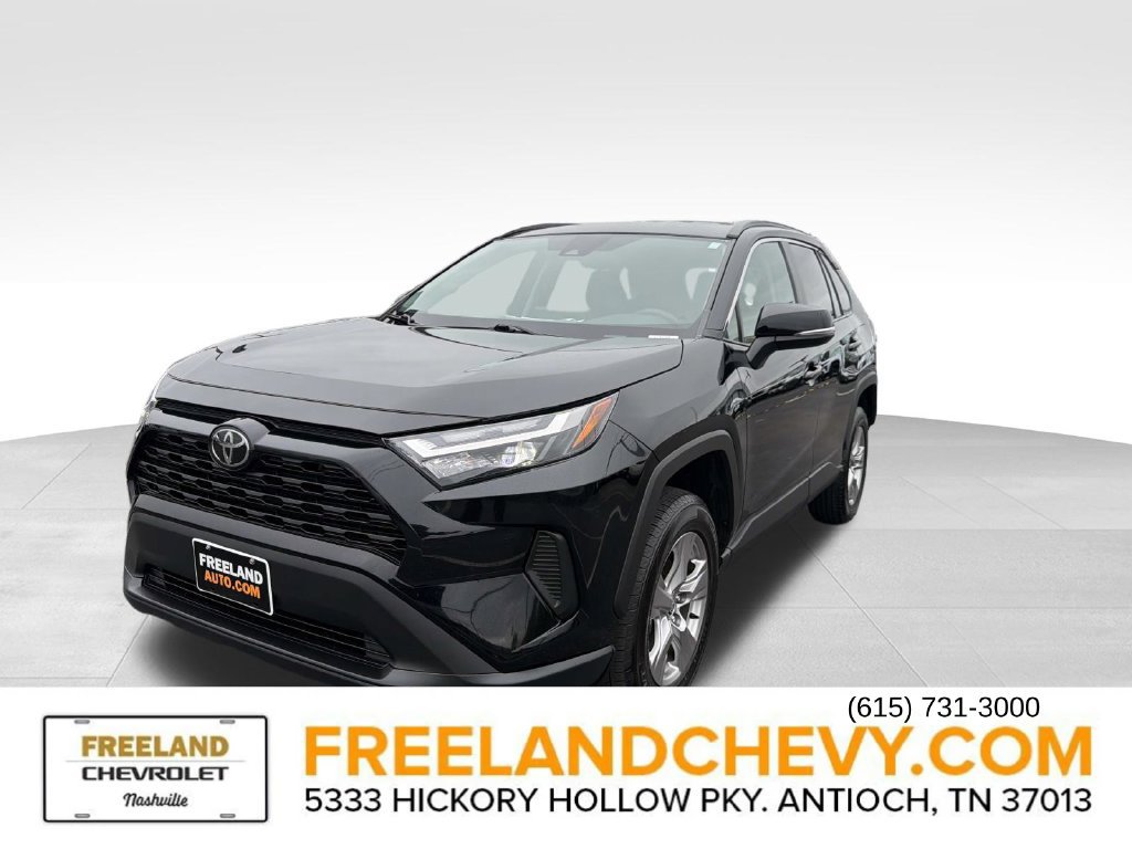Used 2023 Toyota RAV4 XLE AWD/4WD image 7