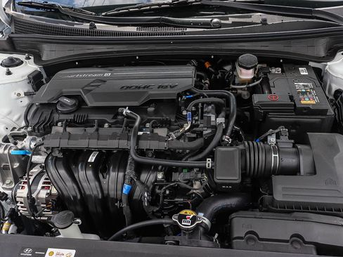 New 2026 Hyundai Elantra SEL Sport Premium image 13