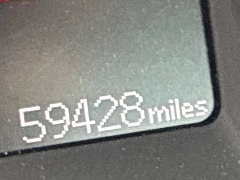 Used 2017 Toyota Corolla LE FWD image 18