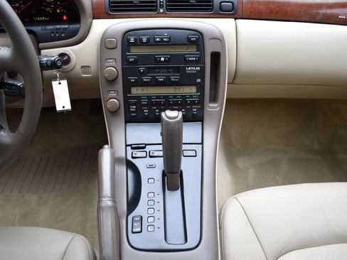 Used 1993 Lexus SC 400 Coupe image 32