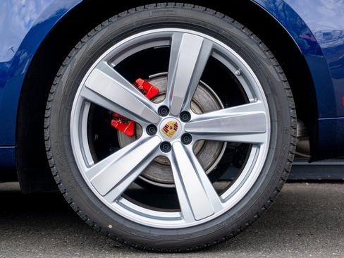 New 2026 Porsche Macan S AWD/4WD image 13