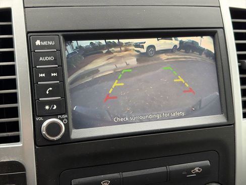 Used 2019 Nissan Frontier SV image 26