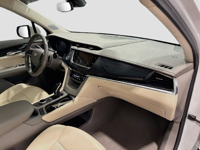 Used 2024 Cadillac XT6 Premium Luxury AWD/4WD image 27