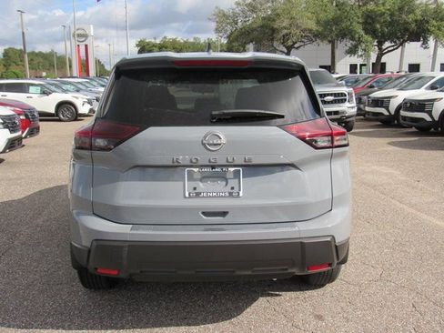 New 2026 Nissan Rogue SV w/ Cold Weather Package image 4