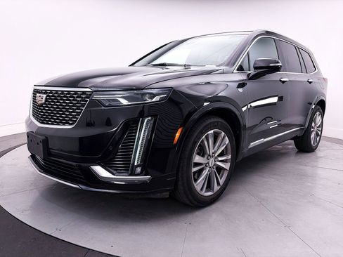 Used 2023 Cadillac XT6 Premium Luxury AWD/4WD image 15