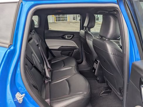 Used 2024 Jeep Compass Limited AWD/4WD image 12