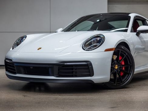 Used 2022 Porsche 911 Carrera S image 16