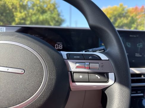 New 2026 Hyundai Tucson SEL image 32