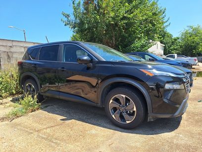 Used 2024 Nissan Rogue SV