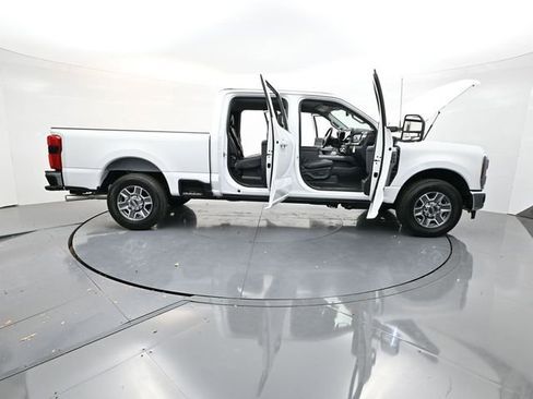 New 2026 Ford F250 Lariat RWD image 41
