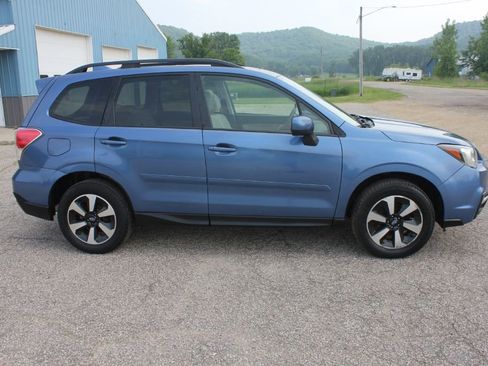 Used 2017 Subaru Forester 2.5i Premium w/ Protection Package #1 image 5