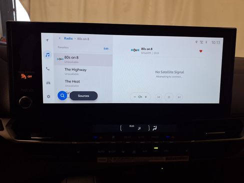 New 2026 Toyota Sienna XLE image 13